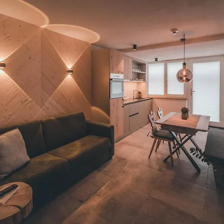 Arlhome - Zuhause Am Arlberg Apart-hotel