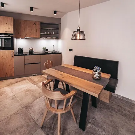 Arlhome - Zuhause Am Arlberg Apart-hotel